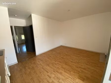 appartement t3 63m2 avec clim et balcon