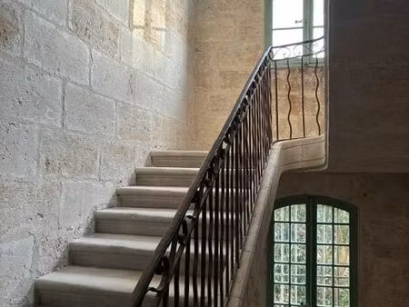studio meublé à louer uzes centre