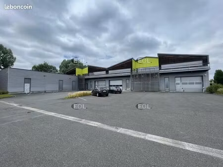 local d'activité 1 657 m²
