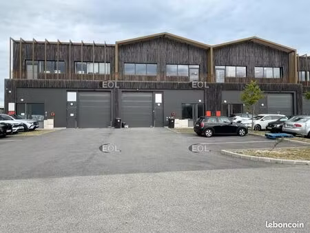 local d'activité 504 m²