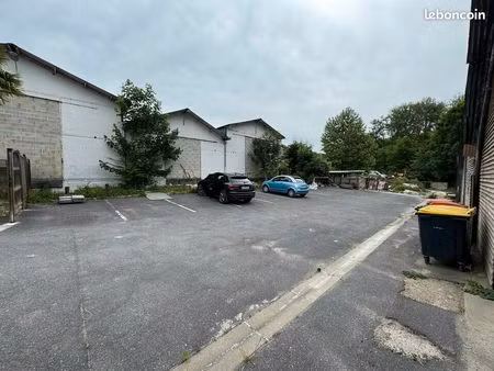local d'activite 338 m² presles
