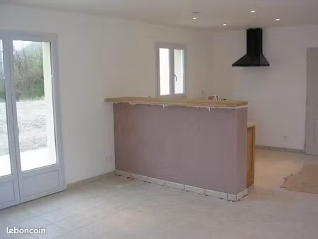 maison perignac avec garage et jardin