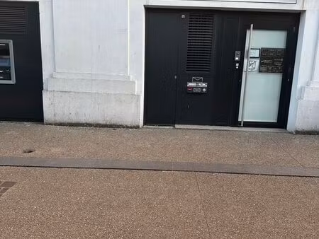 local commercial