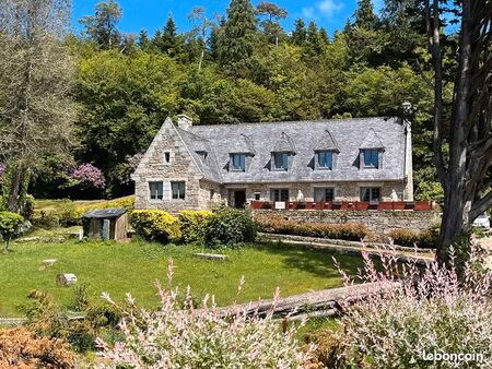 maison 12 pièces 324 m²
