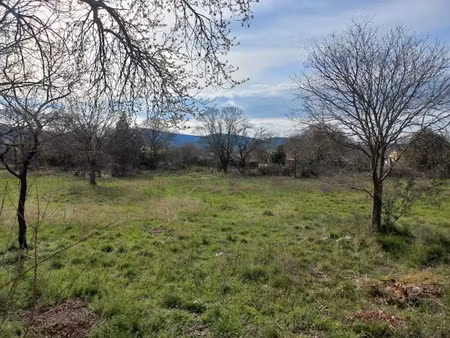 vente terrain 400 m² à claret (34270)  157 000 €