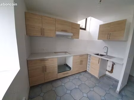 beau 3pièces en duplex à la villeneuve st martin