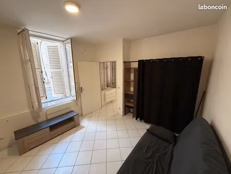 studio 25m2 avec chambre