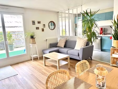 chaleureux appartement