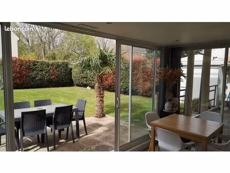 location meublée appartement f3 - ezanville – rez-de-jardin sans vis-à-vis + véranda + 2 p