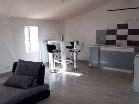 location appartement 2 pièces à monségur (33580) : à louer 2 pièces / 45m² monségur