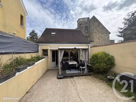 maison 2 pièces 46 m²