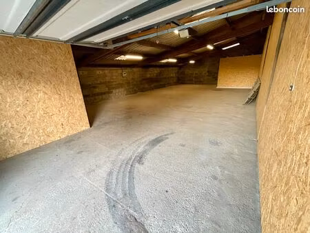 local 120 m2