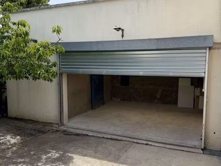location dépôt avec chambre froide