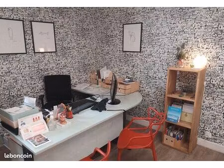 rue branda : bureaux de 195 m² en rdc avec accès pmr