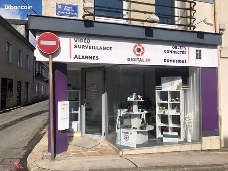 local commercial avec vitrines - 35 m² - lesneven centre