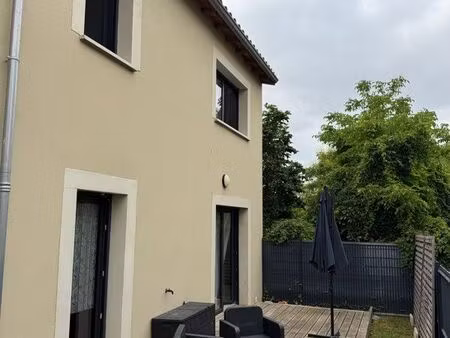 maison t4 à saint clar de rivière