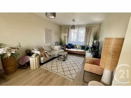 appartement 6 pièces 116 m²