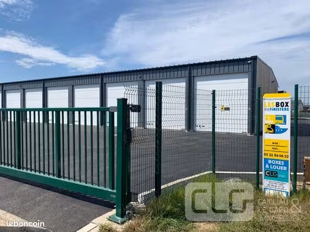 parking/box 30 m² loctudy