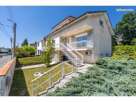maison 7 pièces 148 m²