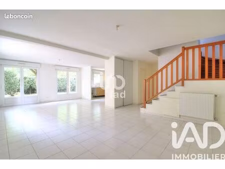 maison familiale 5 pièces 134 m²