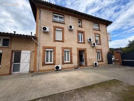 ensemble immobilier de 8 studios loués