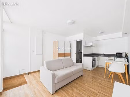studio 1 pièce 21 m²