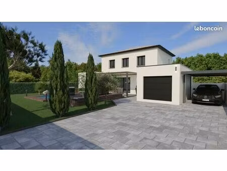 belle maison moderne et traditionelle