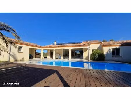 villa de plain-pied 135 m² avec piscine  grand terrain