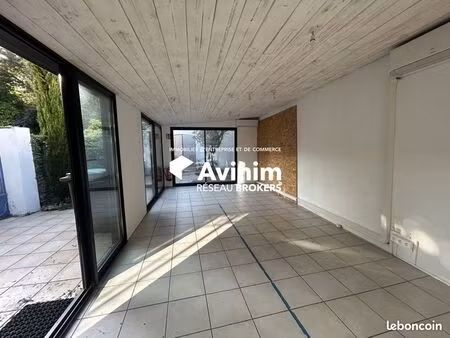 local commercial 83 m² tournefeuille