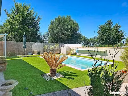 villa 4 pièces 132 m²