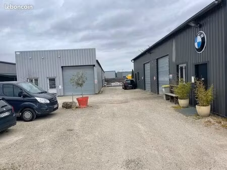 dépôt à louer