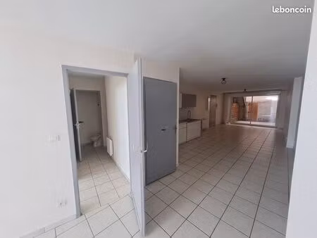 appartement 2 pièces 64 m²