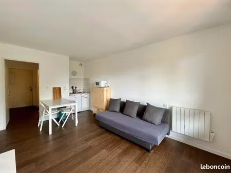 studio meublé refait à neuf