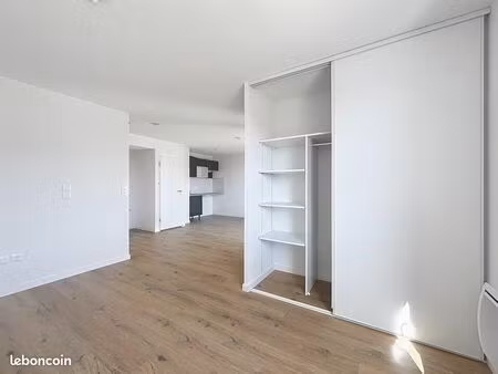 appartement 1 pièce 38 m²