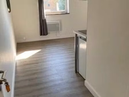 studio 1 pièce 18 m²
