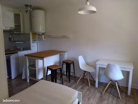 studio 1 pièce 19 m²