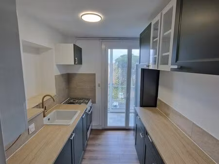 appartement t4 meublé – 67m2 + balcon