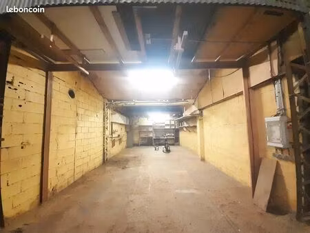 grand garage pour artisan