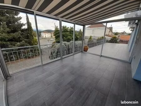 appartement 3 pièces 172 m²