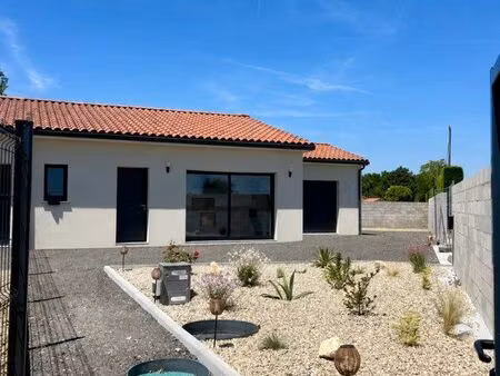 maison à louer à fronton 90m2 – 2 chambres + garage