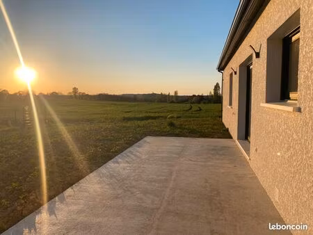 maison 3 chambres avec garage – vue dégagée champs et nature