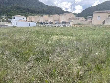 terrain constructible viabilisé à vendre