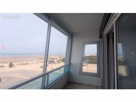 studio vue mer 24 m² avec loggia + cave – vendu meublé