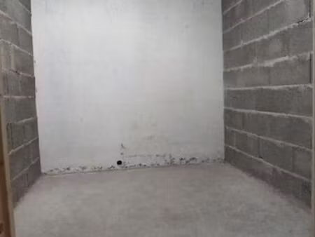box stockage sécurisé 5 m2