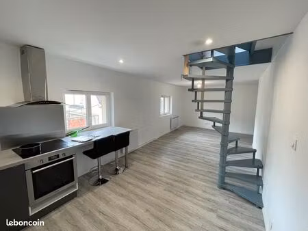 t3 dreux centre ville dans immeuble silencieux. appartement refait à neuf