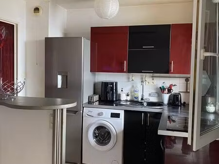 joli t2 avec balcon 45m2