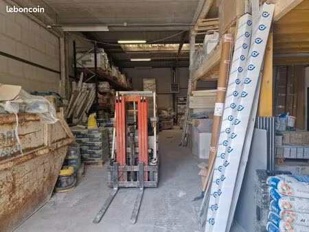 dépôt / local d'activité à louer – 250 m² – sevran