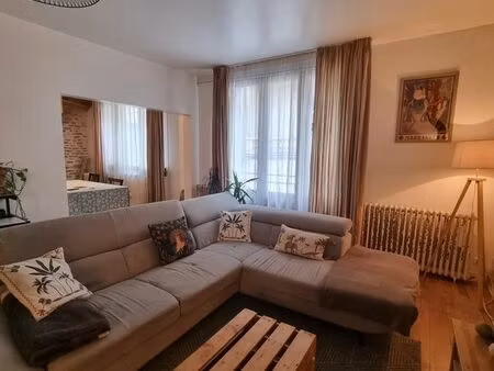 duplex meublé de caractère avec terrasse – centre-ville de cahors
