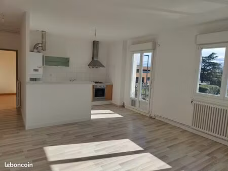t 3 70 m² salon climatisé quartier saint martin du touch