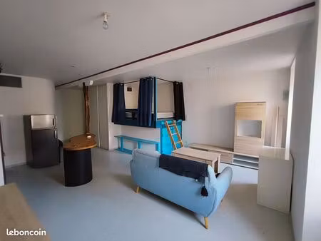 studio bis 30 m² avec mezzanine – cahors centre haut